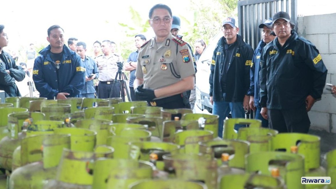 Praktik elpiji oplosan terungkap di Desa Kendal Pecabean Kecamatan Candi Kabupaten Sidoarjo